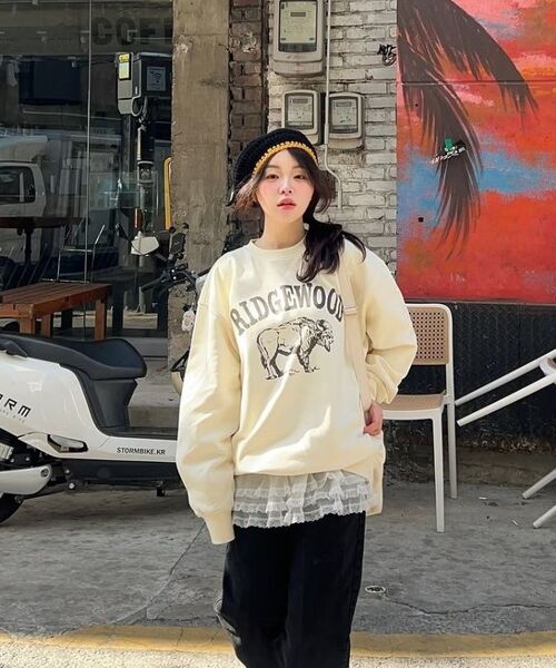 KANEITEI(カネイテイ)の「RIDGEWOOD CREWNECK (BLACK)(スウェット・レディース・ブラック・MEDIUM/LARGE/X-LARGE)」の12枚目の写真