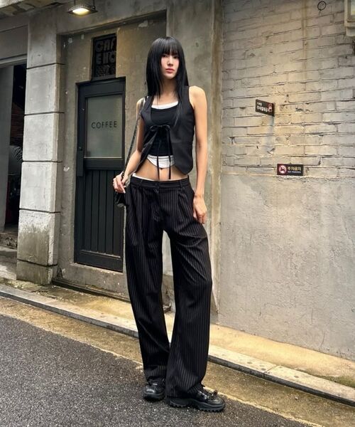 Express Holiday（エクスプレスホリデー）の「テーラードタイベスト_ブラック（ベスト・レディース・その他・SMALL/MEDIUM）」の4枚目の写真