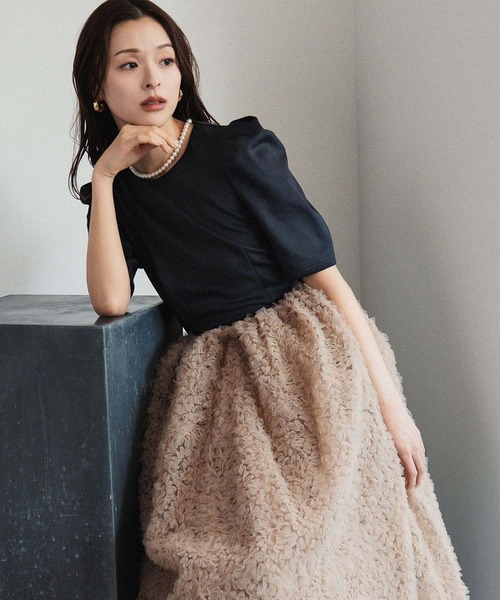 girl（ガール）の「モコモコセットアップドレス チュールフリル ロングスカート セパレート 2点セット 結婚式 ワンピース パーティードレス オケージョンドレス お呼ばれ 二次会 成人式 同窓会 謝恩会《着用動画あり》（ドレス・レディース・ホワイト系/ベージュ×ブラック/チャコールグレー・S/L/M）」の9枚目の写真