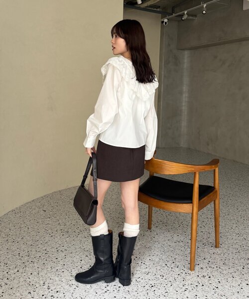 mystic（ミスティック）の「【@lily.s_y企画】Vフリルシェイプブラウス（シャツ/ブラウス・レディース・ブラック/オフホワイト/グレー・FREE）」の19枚目の写真