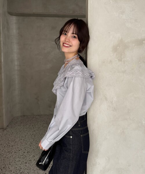 mystic（ミスティック）の「【@lily.s_y企画】Vフリルシェイプブラウス（シャツ/ブラウス・レディース・ブラック/オフホワイト/グレー・FREE）」の13枚目の写真