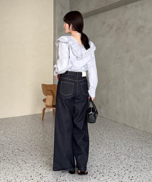 mystic（ミスティック）の「【@lily.s_y企画】Vフリルシェイプブラウス（シャツ/ブラウス・レディース・ブラック/オフホワイト/グレー・FREE）」の17枚目の写真