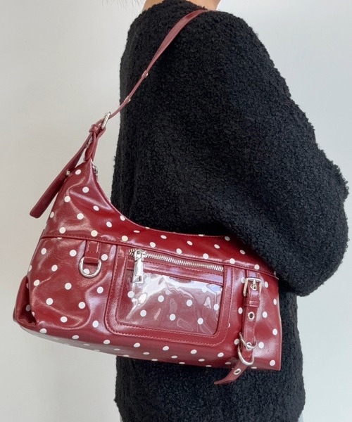 AUREN(オーレン)の「【ユニセックス】パネルポケットワンショルダー 軽量/通勤・通学(ショルダーバッグ・メンズ・ブラック/ブラック系その他/レッド系その他/レッド/ホワイト系その他/ホワイト・FREE)」の16枚目の写真