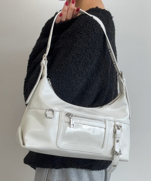 AUREN(オーレン)の「【ユニセックス】パネルポケットワンショルダー 軽量/通勤・通学(ショルダーバッグ・メンズ・ブラック/ブラック系その他/レッド系その他/レッド/ホワイト系その他/ホワイト・FREE)」の21枚目の写真