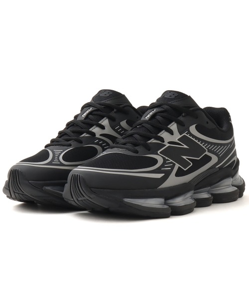 NEW BALANCE(ニューバランス)の「New Balance U20008LL / ニューバランス U20008LL(スニーカー・メンズ・ブラック・23.0cm/25.5cm/25.0cm/24.5cm/24.0cm/23.5cm/26.0cm/26.5cm/27.0cm/27.5cm/28.0cm/28.5cm)」の1枚目の写真