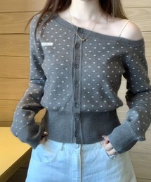 Nia（ニア）の「Nia(ニア)/ワンショルダードット柄ニットカーディガン（カーディガン/ボレロ）」