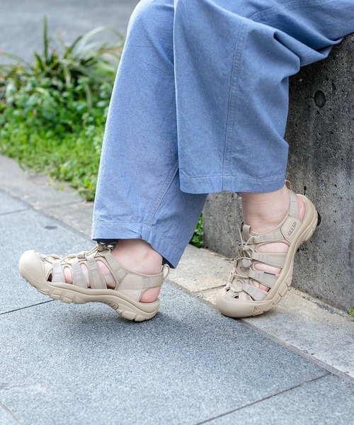 KEEN（キーン）の「[KEEN] NEWPORT H2 / ニューポート エイチツー (womens)（サンダル・レディース・ライトベージュ/ブラック・65/70/75）」の18枚目の写真
