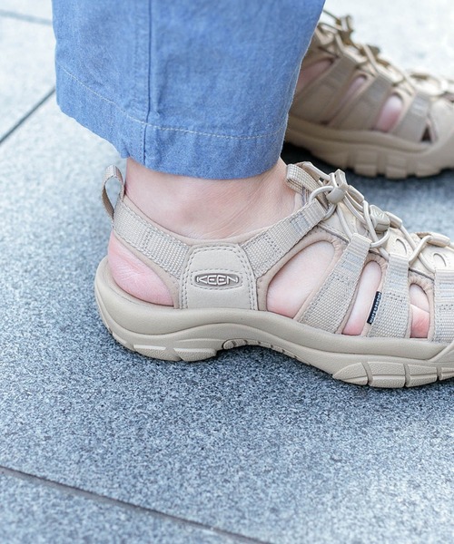 KEEN（キーン）の「[KEEN] NEWPORT H2 / ニューポート エイチツー (womens)（サンダル・レディース・ライトベージュ/ブラック・65/70/75）」の16枚目の写真