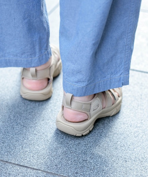 KEEN（キーン）の「[KEEN] NEWPORT H2 / ニューポート エイチツー (womens)（サンダル・レディース・ライトベージュ/ブラック・65/70/75）」の17枚目の写真