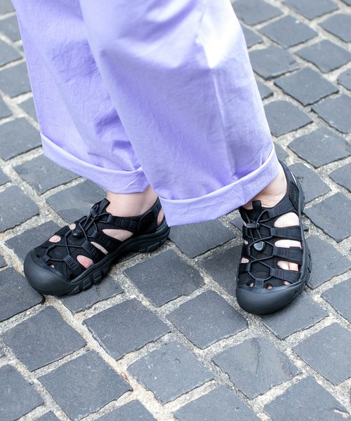 KEEN（キーン）の「[KEEN] NEWPORT H2 / ニューポート エイチツー (womens)（サンダル・レディース・ライトベージュ/ブラック・65/70/75）」の6枚目の写真