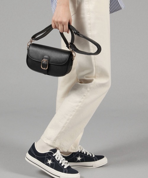 studio CLIP（スタディオクリップ）の「合皮フラップミニショルダーバッグ（ショルダーバッグ・レディース・ブラック/レッド/キャメル・FREE）」の19枚目の写真