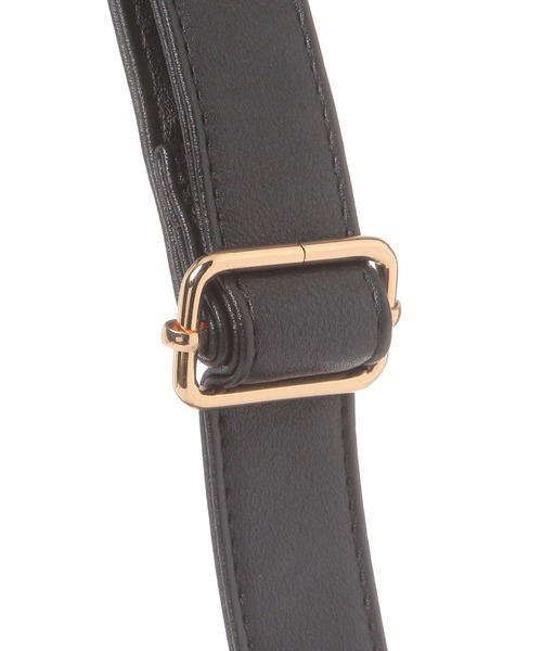 studio CLIP（スタディオクリップ）の「合皮フラップミニショルダーバッグ（ショルダーバッグ・レディース・ブラック/レッド/キャメル・FREE）」の5枚目の写真