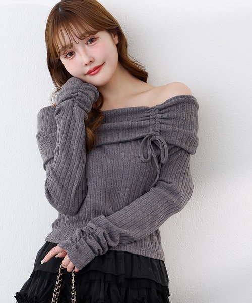 one after another NICE CLAUP(ワンアフターアナザーナイスクラップ)の「リボンドロストオフショルニットソー(Tシャツ/カットソー・レディース・チャコールグレー/ライトピンク/ブラック/アイボリー・FREE)」の14枚目の写真