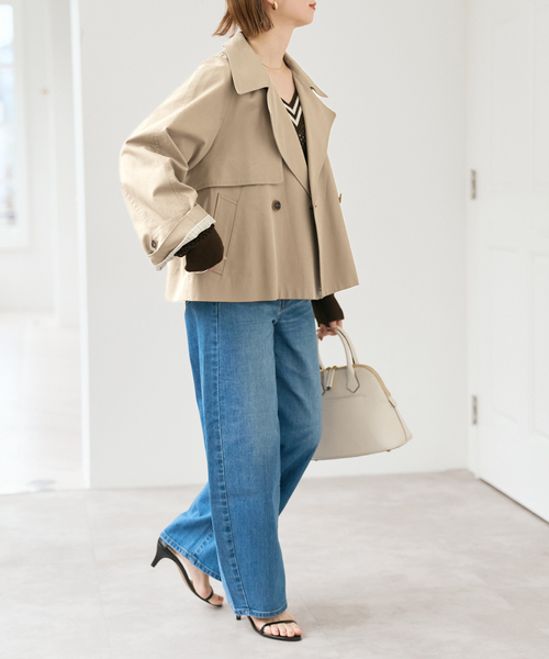 Spick & Span（スピックアンドスパン）の「ソフトツイルショートトレンチコート（トレンチコート・レディース・ネイビー/ベージュ・38/36）」の13枚目の写真