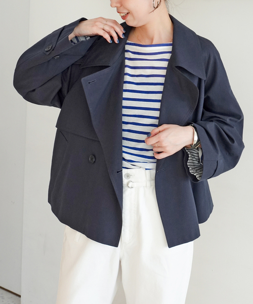 Spick & Span（スピックアンドスパン）の「ソフトツイルショートトレンチコート（トレンチコート・レディース・ネイビー/ベージュ・38/36）」の16枚目の写真