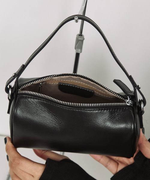 arholiday.standard(エーアールホリデースタンダード)の「soft leather mini square bag / 2wayソフトレザーミニスクエアバッグ(ボストンバッグ・レディース・ブラック・FREE)」の18枚目の写真