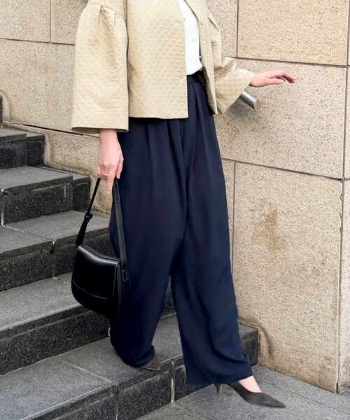 MICO COULIER（ミコクリエ）の「タックギャザーパンツ（その他パンツ・レディース・ネイビー/キナリ/ベビーピンク・38/36）」の2枚目の写真