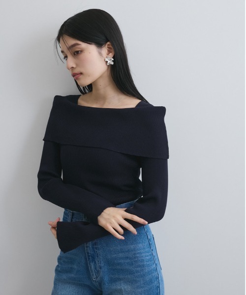 VIS（ビス）の「【WEB限定】オフショルダー風リブニットプルオーバー/アンチピリング・UVケア（ニット/セーター・レディース・ピンク/ネイビー/オフホワイト・FREE）」の4枚目の写真