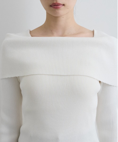 VIS（ビス）の「【WEB限定】オフショルダー風リブニットプルオーバー/アンチピリング・UVケア（ニット/セーター・レディース・ピンク/ネイビー/オフホワイト・FREE）」の19枚目の写真