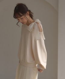 ワンショルダー」に該当するトップス（リボン）ファッション通販