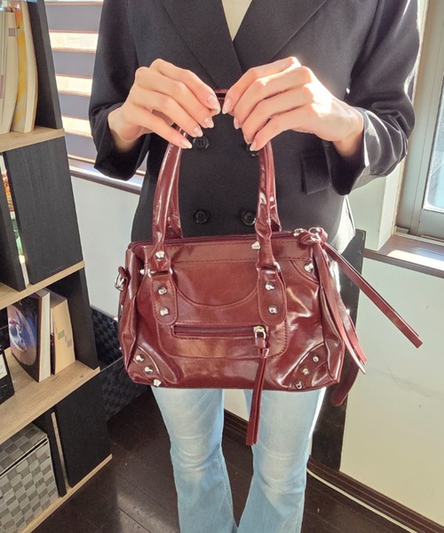 ｔｏｌｅｎｅ（トレネ）の「スタッズ 2way 合成皮革 ハンドバッグ ショルダーバッグ（ハンドバッグ・レディース・オフホワイト/ワイン・FREE）」の22枚目の写真