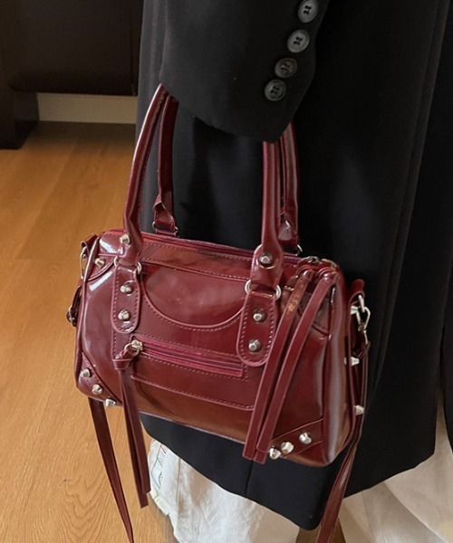 ｔｏｌｅｎｅ（トレネ）の「スタッズ 2way 合成皮革 ハンドバッグ ショルダーバッグ（ハンドバッグ・レディース・オフホワイト/ワイン・FREE）」の16枚目の写真