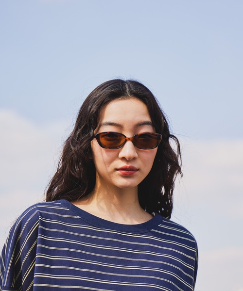 niko and...(ニコアンド)の「オリジナルレクタングルサングラス(サングラス・レディース・ブラウン/ブラック・FREE)」の2枚目の写真