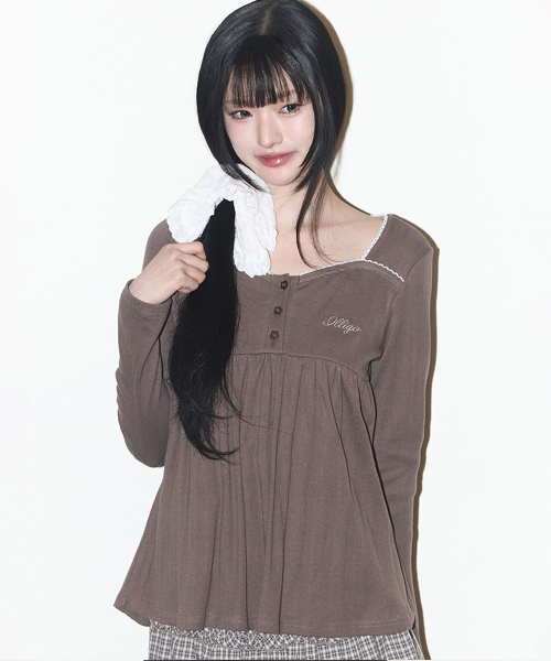 ILLIGO(イリゴ)の「フレアシャーリングロングスリーブブラウン(Tシャツ/カットソー・レディース・その他・OS)」の2枚目の写真