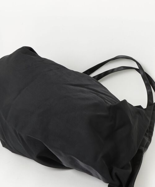 CALIFORNIA OUTFITTERS（カリフォルニア アウトフィッターズ）の「GC 2D24 ビッグトライアングルバッグ（トートバッグ・メンズ・ブラック/カーキ・ONESIZE）」の4枚目の写真