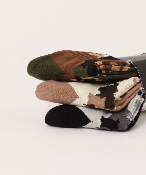 AVIREX（アヴィレックス）の「AVIREX/アヴィレックス　AXCcamouflage 3P Socks（ソックス/靴下・メンズ・その他・25-27CM）」の2枚目の写真
