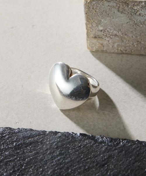 COLLAGE GALLARDAGALANTE(コラージュガリャルダガランテ)の「Sivelle./Silver925 ビッグハートリング(リング・レディース・シルバー・FREE)」の1枚目の写真