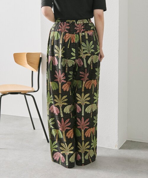 ear PAPILLONNER（イアパピヨネ）の「sampo×ear  ヤシ柄パンツ（その他パンツ・レディース・ブラック・FREE）」の6枚目の写真