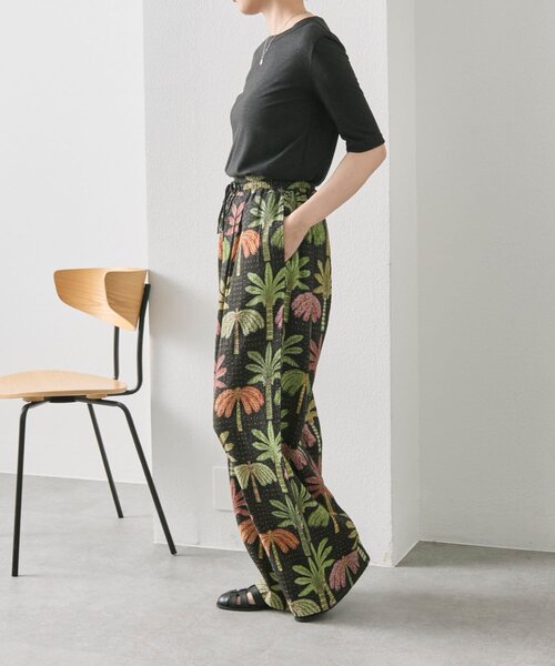ear PAPILLONNER（イアパピヨネ）の「sampo×ear  ヤシ柄パンツ（その他パンツ・レディース・ブラック・FREE）」の10枚目の写真
