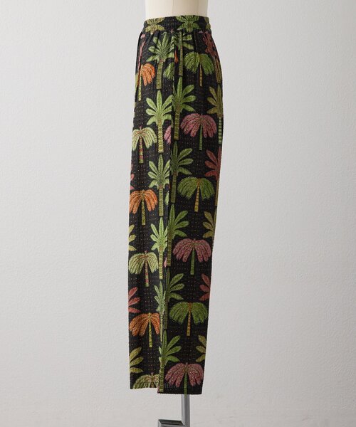 ear PAPILLONNER（イアパピヨネ）の「sampo×ear  ヤシ柄パンツ（その他パンツ・レディース・ブラック・FREE）」の13枚目の写真