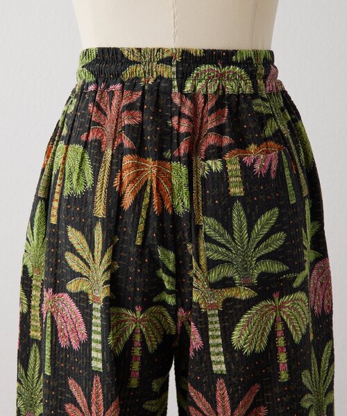 ear PAPILLONNER（イアパピヨネ）の「sampo×ear  ヤシ柄パンツ（その他パンツ・レディース・ブラック・FREE）」の17枚目の写真