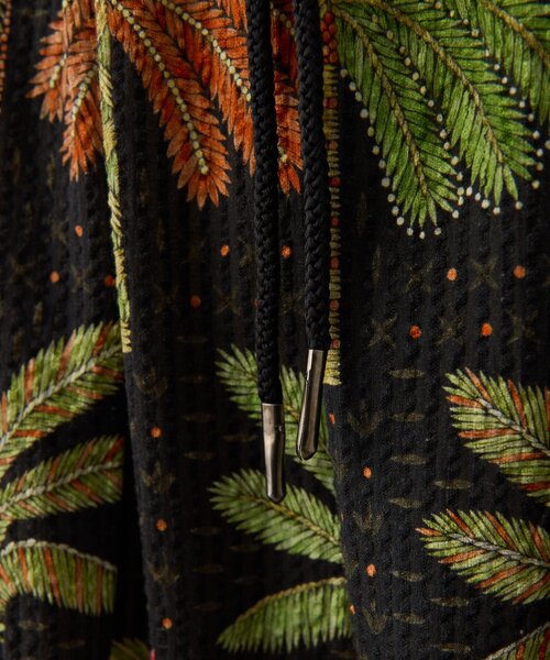 ear PAPILLONNER（イアパピヨネ）の「sampo×ear  ヤシ柄パンツ（その他パンツ・レディース・ブラック・FREE）」の19枚目の写真