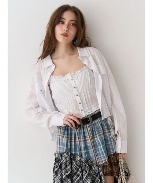 EVRIS(エヴリス)の「STONE HOOP ピアス(ピアス(両耳用)・レディース・ブルー/ホワイト・FREE)」の5枚目の写真