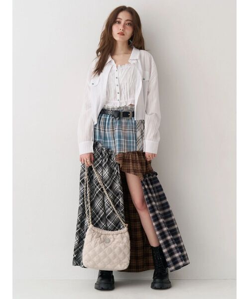 EVRIS(エヴリス)の「STONE HOOP ピアス(ピアス(両耳用)・レディース・ブルー/ホワイト・FREE)」の6枚目の写真