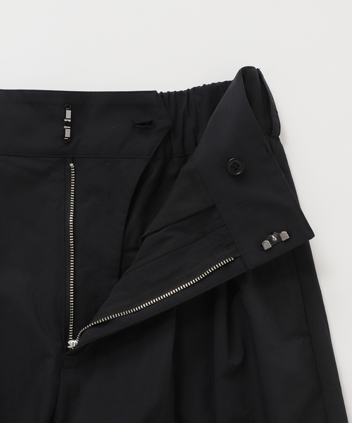 JOURNAL STANDARD(ジャーナルスタンダード)の「マットクロスコクーンワイドパンツ(その他パンツ・レディース・ベージュ/ブラック・38/36)」の7枚目の写真