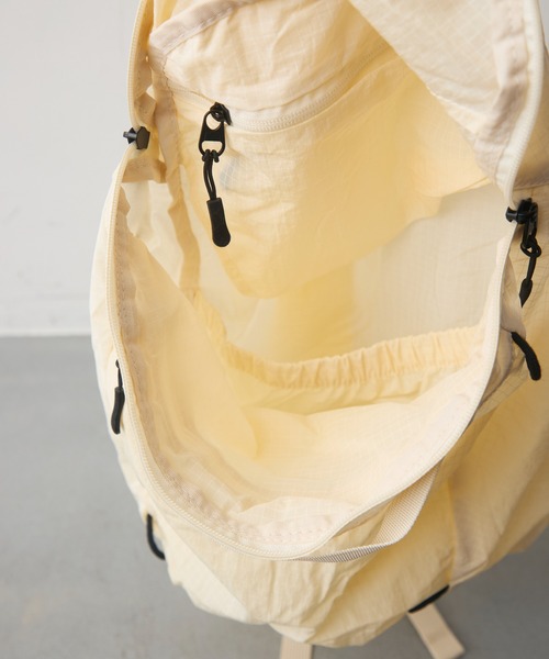 full/fill.(フルフィル)の「ripstop mini back pack / リップストップミニリュック(バックパック/リュック・レディース・ブラック/アイボリー・FREE)」の17枚目の写真