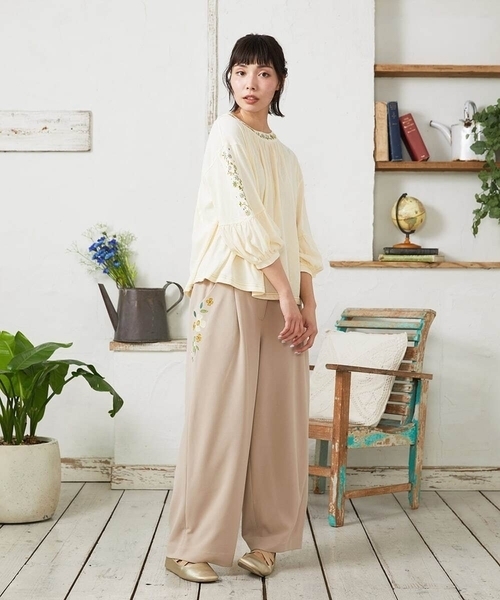 Jocomomola（ホコモモラ）の「El Rucio フラワーアップリケポンチパンツ［オケージョン/セレモニー］（その他パンツ・レディース・グリーン/ベージュ・42）」の9枚目の写真