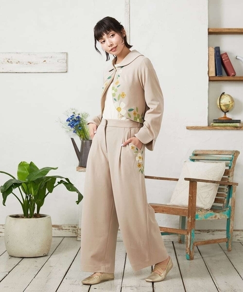 Jocomomola（ホコモモラ）の「El Rucio フラワーアップリケポンチパンツ［オケージョン/セレモニー］（その他パンツ・レディース・グリーン/ベージュ・42）」の11枚目の写真