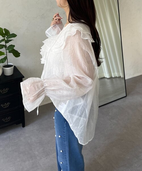 prose verse（プロズヴェール）の「シアーストライプVネックフリルブラウス（シャツ/ブラウス・レディース・オフホワイト/ブラック/イエロー・LARGE/MEDIUM）」の12枚目の写真