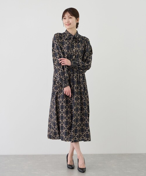 Jayro(ジャイロ)の「チェーン柄ギャザーワンピース(ワンピース・レディース・ブラック系その他・M)」の2枚目の写真