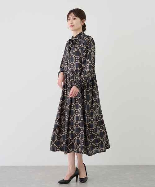 Jayro(ジャイロ)の「チェーン柄ギャザーワンピース(ワンピース・レディース・ブラック系その他・M)」の3枚目の写真
