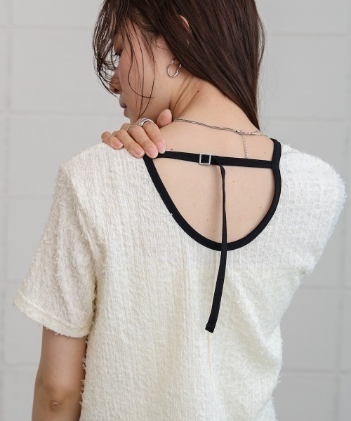 Bab(バブ)の「配色パイピングシャギーカットトップス(Tシャツ/カットソー・レディース・ブラック/アイボリー/ブルー・FREE)」の1枚目の写真
