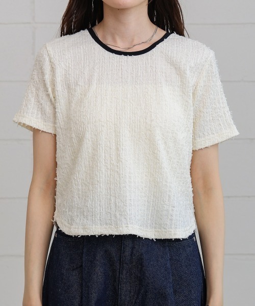 Bab(バブ)の「配色パイピングシャギーカットトップス(Tシャツ/カットソー・レディース・ブラック/アイボリー/ブルー・FREE)」の17枚目の写真