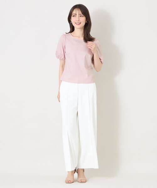 TO BE CHIC(トゥー ビー シック)の「ビジュー&ホットフィックス カットソー(Tシャツ/カットソー・レディース・オフホワイト/ブラック/ネイビー/ピンク系その他2・40)」の18枚目の写真