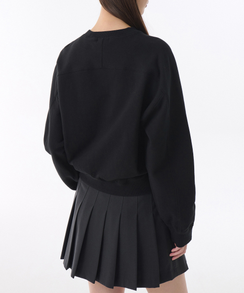 MUSINSA STANDARD WOMAN（ムシンサスタンダードウーマン）の「ウィメンズパネルドボリュームスウェットシャツ[ブラック]（スウェット・レディース・その他・X-SMALL/SMALL/MEDIUM/LARGE）」の2枚目の写真