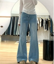フレアデニムパンツ